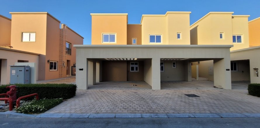 Таунхаус Dubai Land, Дубай, БАӘ-да 4 жатын бөлмелер, 2214 м² № 81244