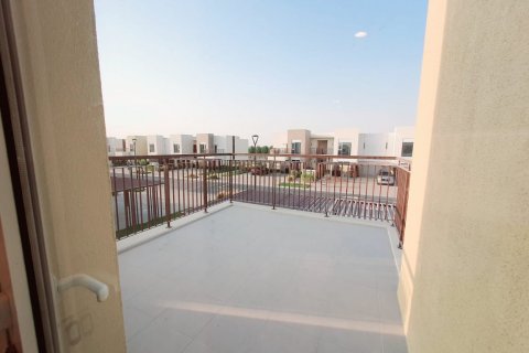 Таунхаус Dubai South (Dubai World Central), Дубай, БАӘ-да 2 жатын бөлмелер, 120.95 м² № 81232 - фото 6