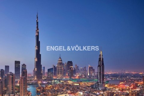 Dubai, UAE의 판매용 상업용 부동산 1710.14제곱미터 번호 20198 - 사진 15