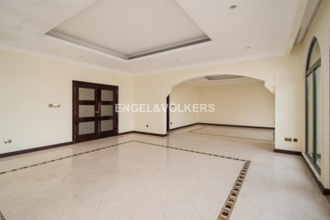 Palm Jumeirah, Dubai, UAE의 판매용 빌라 침실 4개, 464.51제곱미터 번호 18373 - 사진 3