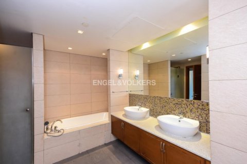 Palm Jumeirah, Dubai, UAE의 판매용 아파트 침실 3개, 234.49제곱미터 번호 27787 - 사진 15