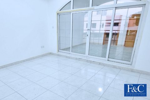 Jumeirah, Dubai, UAE의 임대용 빌라 침실 5개, 650.3제곱미터 번호 44978 - 사진 3
