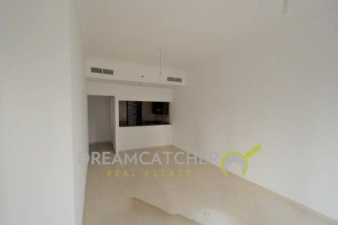 Jumeirah Lake Towers, Dubai, UAE의 판매용 아파트 침실 2개, 138.89제곱미터 번호 75823 - 사진 2