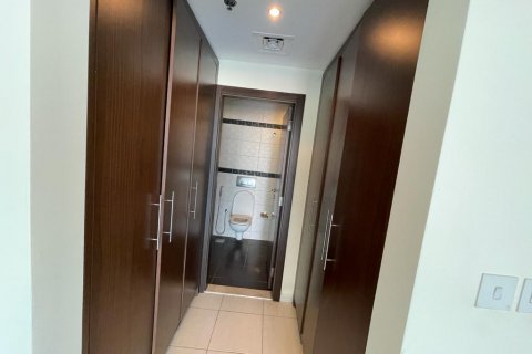 Business Bay, Dubai, UAE의 판매용 아파트 침실 1개, 1099제곱미터 번호 79854 - 사진 11