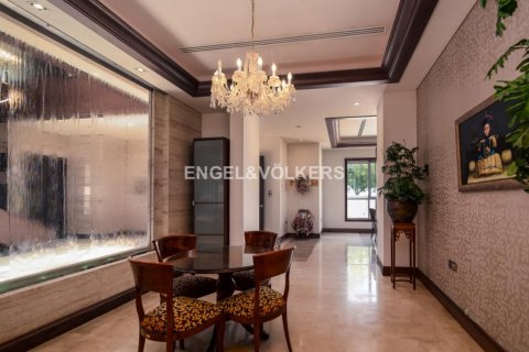 Villa Emirates Hills, Dubaijā, AAE 6 istabas, 1114.83 m2 Nr. 18424 - attēls 29