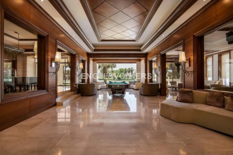 Villa Emirates Hills, Dubaijā, AAE 6 istabas, 1114.83 m2 Nr. 18424 - attēls 1