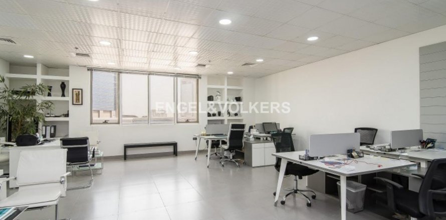 Birojs Motor City, Dubaijā, AAE 98.66 m2 Nr. 27824