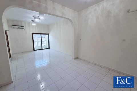 Villa Dubaijā, AAE 5 istabas, 557.4 m2 Nr. 44844 - attēls 2