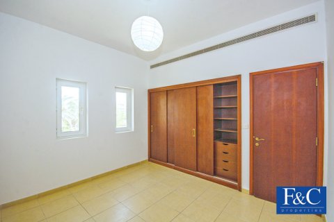 Villa AL MAHRA Arabian Ranches, Dubaijā, AAE 4 istabas, 436.6 m2 Nr. 44581 - attēls 8