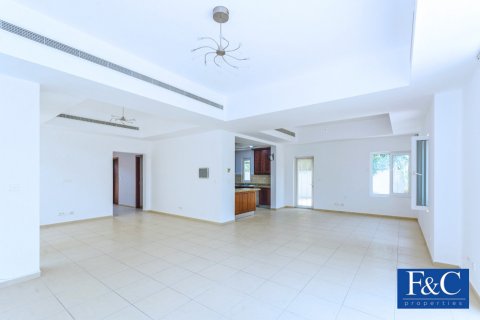 Villa AL MAHRA Arabian Ranches, Dubaijā, AAE 4 istabas, 436.6 m2 Nr. 44581 - attēls 2