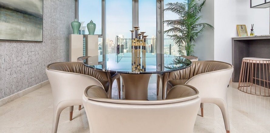 Dzīvoklis THE RESIDENCES JLT Jumeirah Lake Towers, Dubaijā, AAE 2 istabas, 129 m2 Nr. 58764