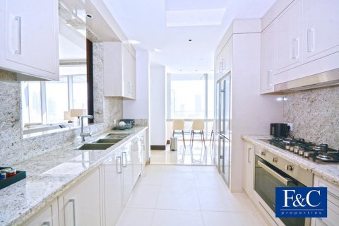 Apartmen di Downtown Dubai (Downtown Burj Dubai), Dubai, UAE 3 bilik tidur, 187.8 meter persegi № 44824 - foto 5