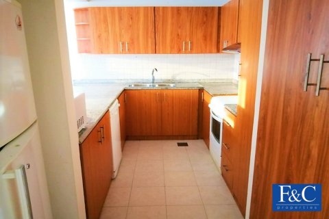 Apartmen di The Views, Dubai, UAE 2 bilik tidur, 130.3 meter persegi № 44709 - foto 2