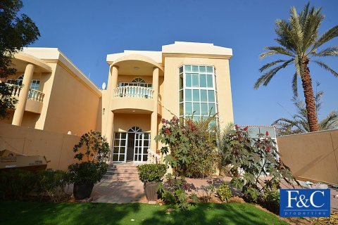 Vila di Umm Suqeim, Dubai, UAE 5 bilik tidur, 875.8 meter persegi № 44875 - foto 25