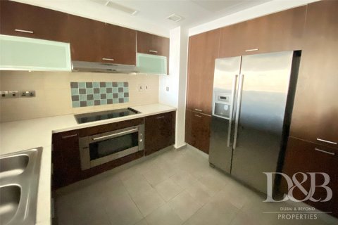 Apartmen di MARINA RESIDENCES di Palm Jumeirah, Dubai, UAE 3 bilik tidur, 234.5 meter persegi № 42885 - foto 3
