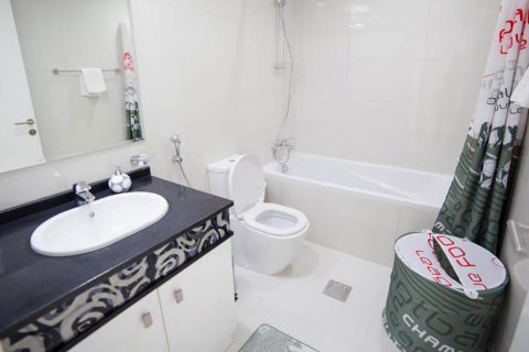 Apartmen di EXECUTIVE TOWERS di Business Bay, Dubai, UAE 2 bilik tidur, 146 meter persegi № 47042 - foto 1