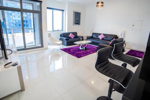 Apartmen di EXECUTIVE TOWERS di Business Bay, Dubai, UAE 2 bilik tidur, 146 meter persegi № 47042 - foto 2