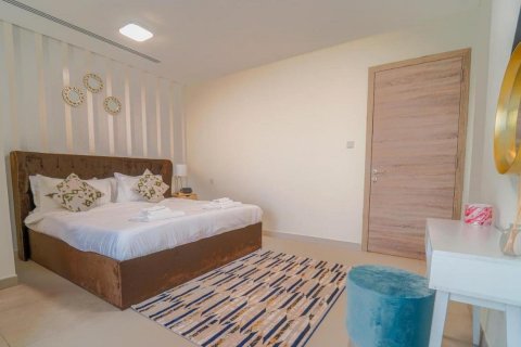 Apartmen di JANAYEN AVENUE di Mirdif, Dubai, UAE 2 bilik tidur, 193 meter persegi № 58730 - foto 6