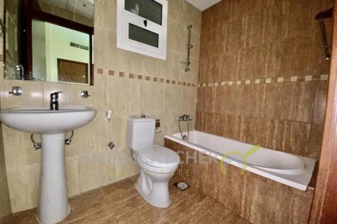 Apartmen di Jumeirah Lake Towers, Dubai, UAE 1 bilik tidur, 82.40 meter persegi № 70284 - foto 10