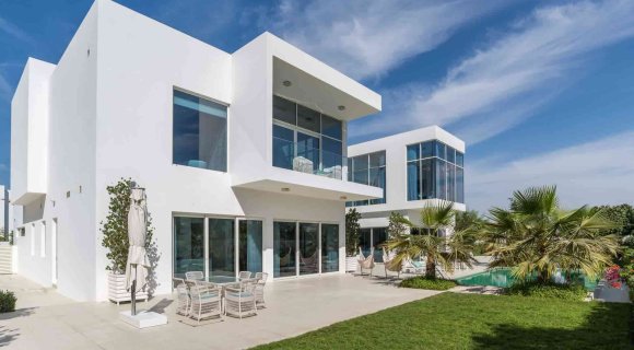 Dubai's villa market shows signs of stability after record sales