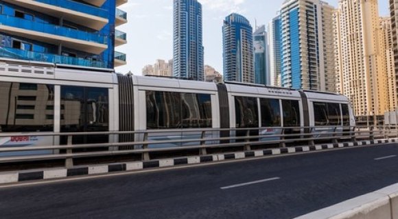 You can now buy property in Dubai with VISA debit and credit cards 