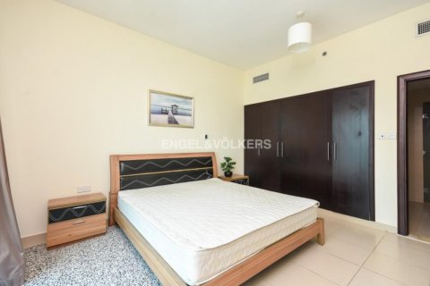 Appartement te huur in The Views, Dubai, VAE 2 slaapkamers, 124.95 vr.m., nr 18403 - foto 16