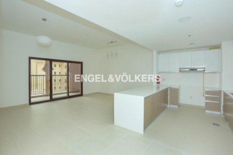 Appartement te koop in Jumeirah Golf Estates, Dubai, VAE 2 slaapkamers, 128.67 vr.m., nr 18121 - foto 2