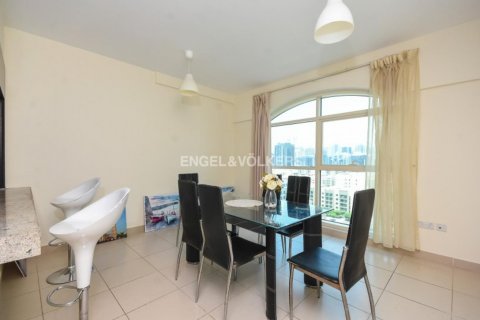 Appartement te huur in The Views, Dubai, VAE 2 slaapkamers, 124.95 vr.m., nr 18403 - foto 17