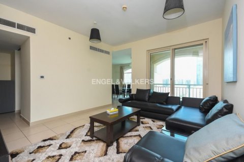 Appartement te huur in The Views, Dubai, VAE 2 slaapkamers, 124.95 vr.m., nr 18403 - foto 2