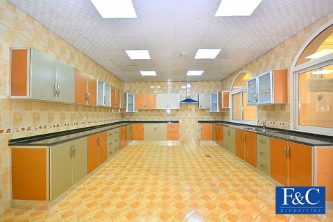 Villa te huur in Al Barsha, Dubai, VAE 7 slaapkamers, 1393.5 vr.m., nr 44945 - foto 16