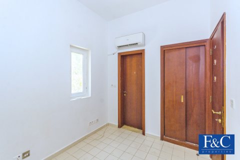 Villa te huur in Arabian Ranches, Dubai, VAE 4 slaapkamers, 436.6 vr.m., nr 44581 - foto 19