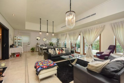Villa til salgs i Al Furjan, Dubai, Emiratene 5 soverom, 423.73 kvm Nr. 18014 - Foto 5