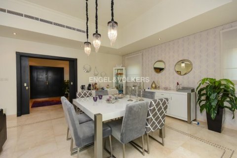 Villa til salgs i Al Furjan, Dubai, Emiratene 5 soverom, 423.73 kvm Nr. 18014 - Foto 6