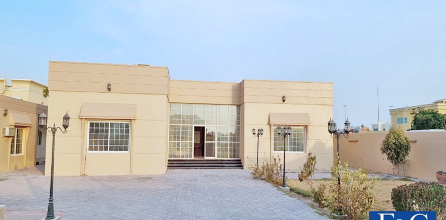 Villa i Al Barsha, Dubai, Emiratene 5 soverom, 650.3 kvm nr. 44987