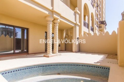 Townhouse sa Palm Jumeirah, Dubai, UAE 3 silid-tulugan, 464.42 sq.m. № 20953 - larawan 18