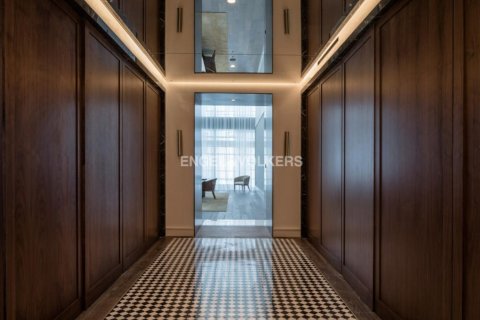Duplex sa DORCHESTER COLLECTION sa Business Bay, Dubai, UAE 4 silid-tulugan, 716.56 sq.m. № 27770 - larawan 13