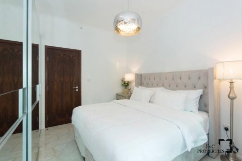 Apartment sa Downtown Dubai (Downtown Burj Dubai), UAE 3 silid-tulugan, 241.6 sq.m. № 44682 - larawan 9