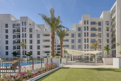 Town Square - larawan 3