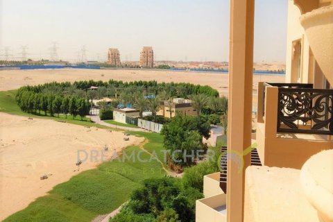 Apartment sa Remraam, Dubai, UAE 2 silid-tulugan, 92.44 sq.m. № 47712 - larawan 7