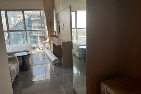 Apartment sa Business Bay, Dubai, UAE 1 silid, 391.70 sq.m. № 79850 - larawan 4