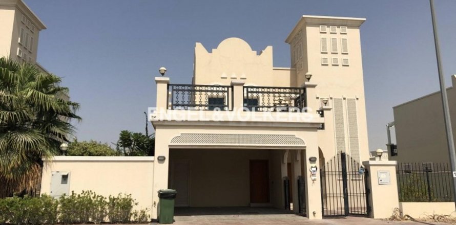 Willa w Jumeirah Village Circle, Dubai, ZEA 2 sypialnie, 250 mkw. nr 18323
