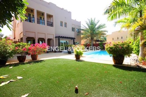 Villa para venda em Meadows, Dubai, EAU 4 quartos, 663.97 m2 № 18032 - foto 15