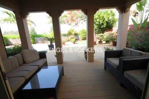 Villa para venda em Meadows, Dubai, EAU 4 quartos, 663.97 m2 № 18032 - foto 5