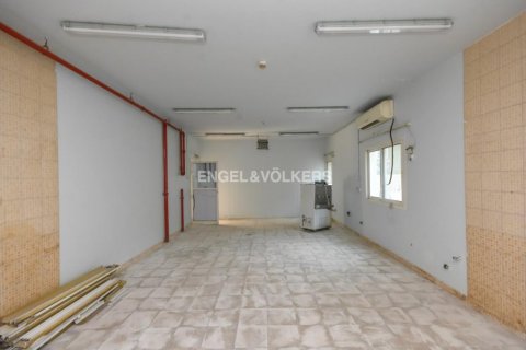 Campo de trabalho para arrendamento em Al Quoz, Dubai, EAU 929.02 m2 № 27785 - foto 14