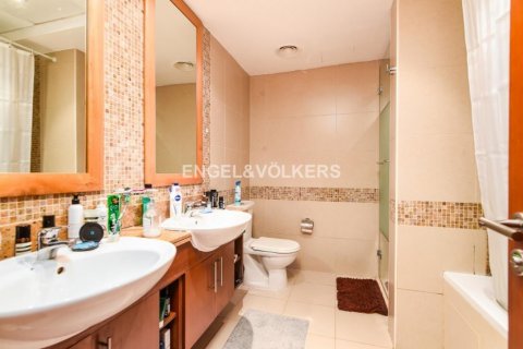 Apartamento para arrendamento em The Views, Dubai, EAU 2 quartos, 142.05 m2 № 28340 - foto 11