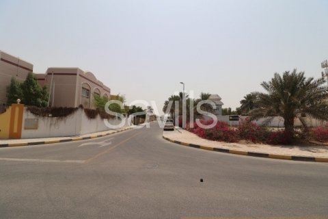 Terra para venda em Al Heerah, Sharjah, EAU 929 m2 № 74362 - foto 4