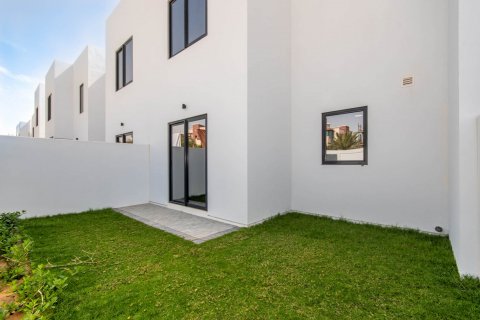 Casa urbana para venda em Al Ghadeer, Abu Dhabi, EAU 2 quartos, 124 m2 № 76472 - foto 1