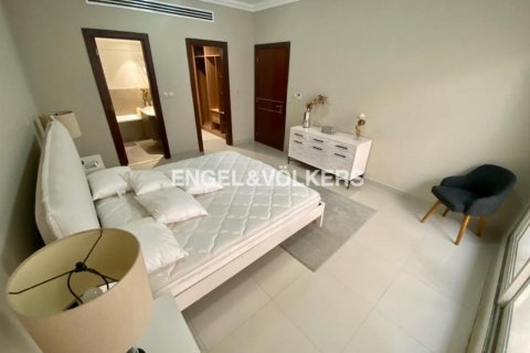 Townhouse de vânzare în Jumeirah Village Circle, Dubai, EAU 3 dormitoare, 416.30 mp.  №22041 - poză 17