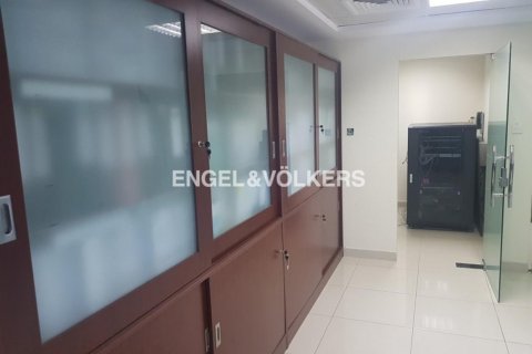 Oficiu de vânzare în Jumeirah Lake Towers, Dubai, EAU 142.60 mp.  №20165 - poză 15