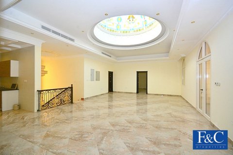 Vilă de închiriat în Al Barsha, Dubai, EAU 7 dormitoare, 1393.5 mp.  №44945 - poză 20